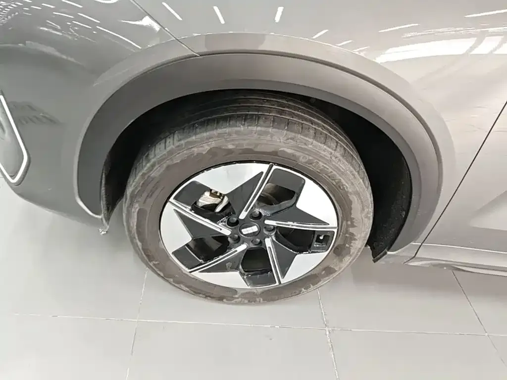 Geely Galaxy Galaxy E5 610km Explorer+ Edition 2025 — фото 22