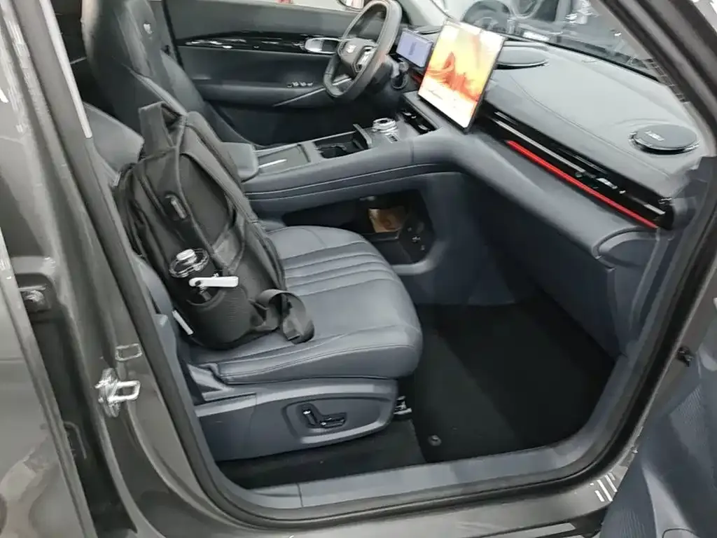 Geely Galaxy Galaxy E5 610km Explorer+ Edition 2025 — фото 24