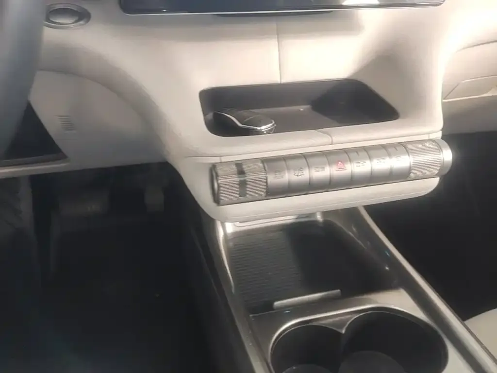 BYD Dolphin 405km Freedom Edition 2022 — фото 13