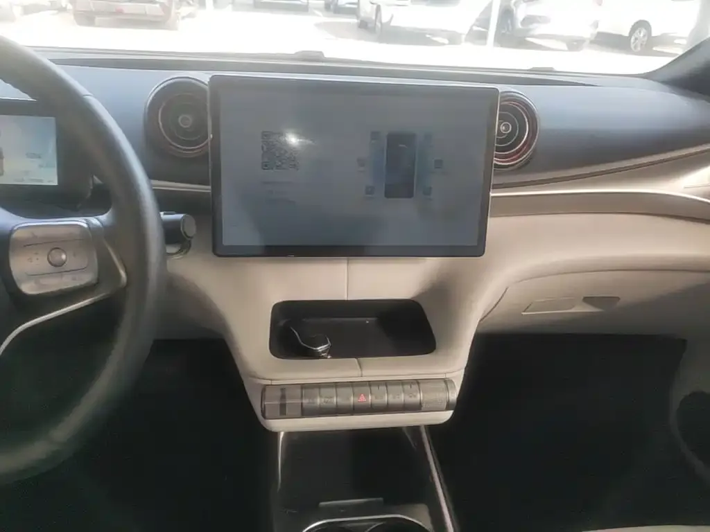 BYD Dolphin 405km Freedom Edition 2022 — фото 12