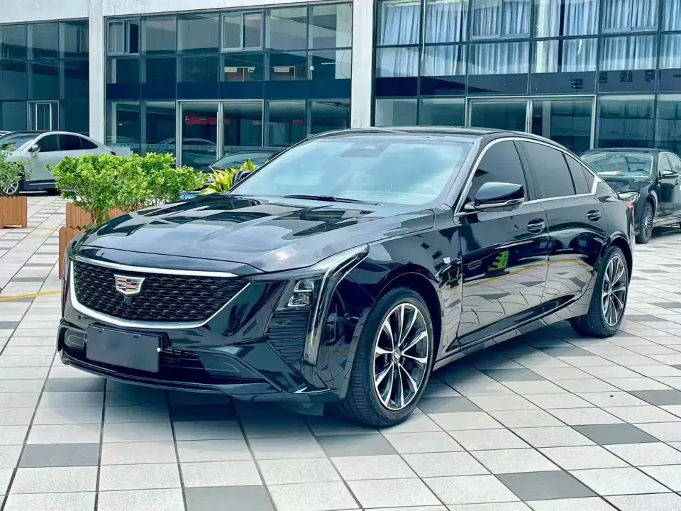Cadillac CT5 Model 28T Urban Sport Edition 2025
