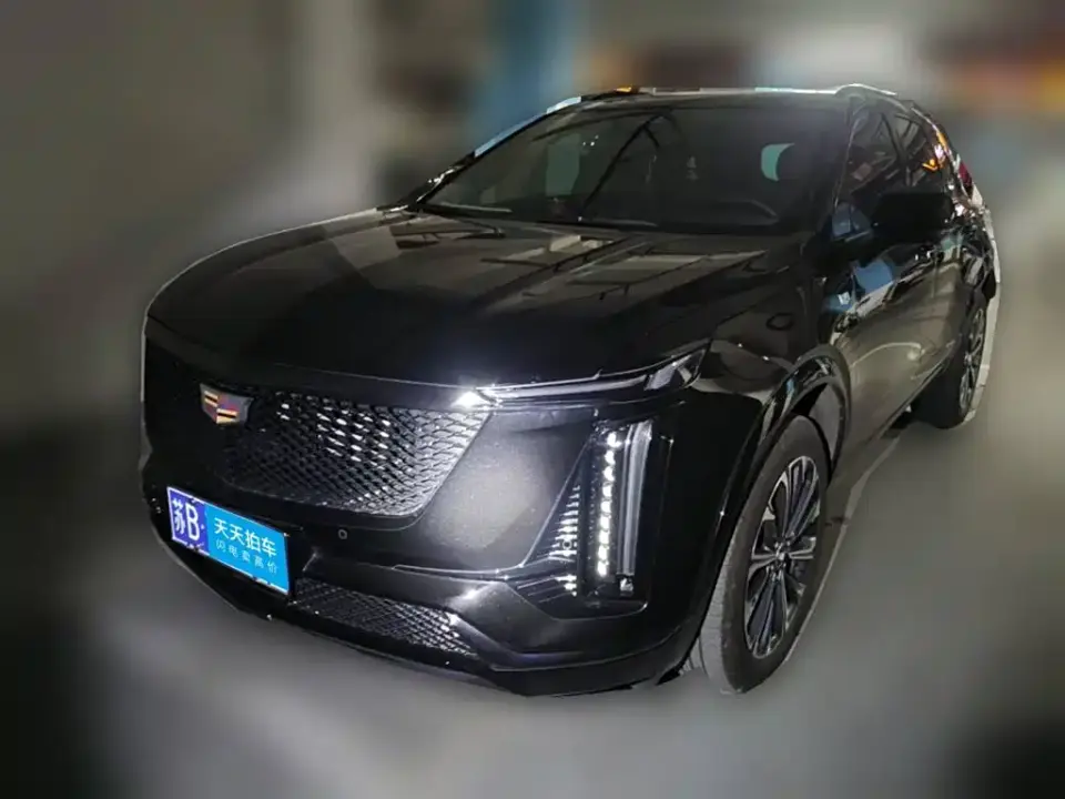 Cadillac XT5 2.0T Luxury 2025
