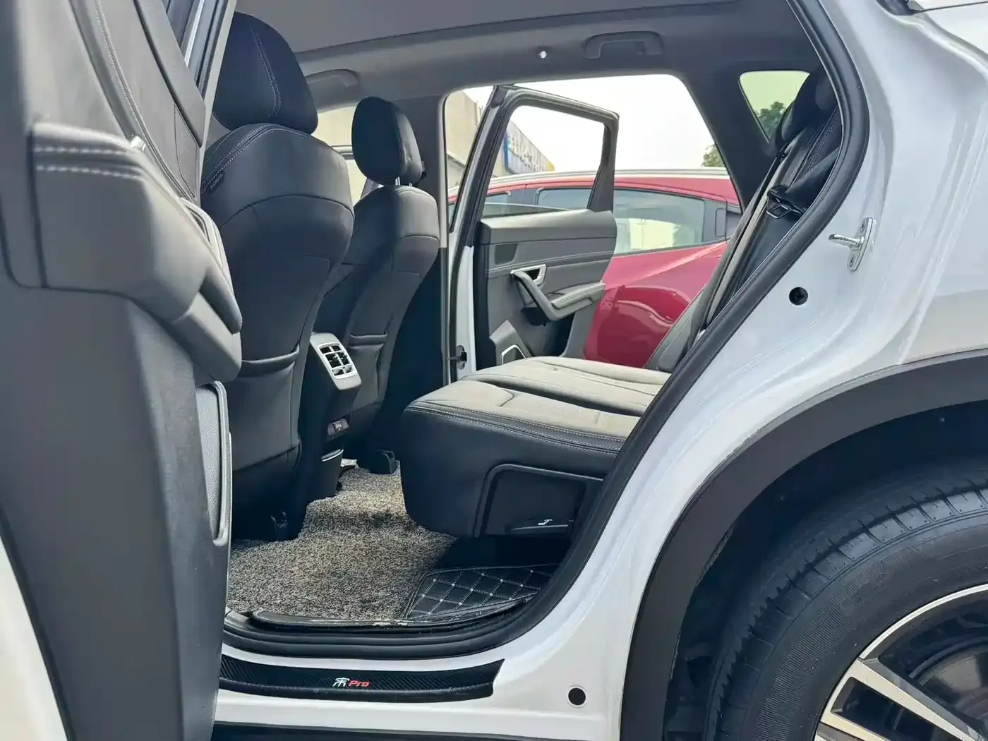 BYD Song Pro 1.5T Automatic Premium 2020 — фото 13
