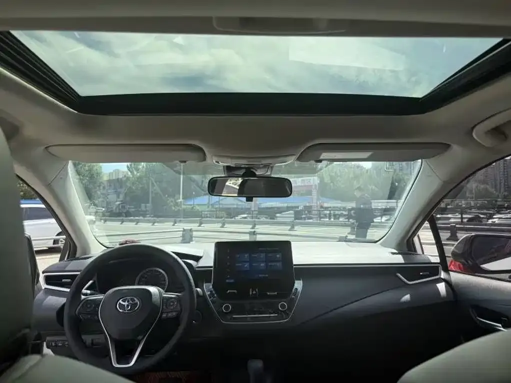 Toyota Corolla 1.2T S-CVT Elite PLUS Edition 2022 — фото 4