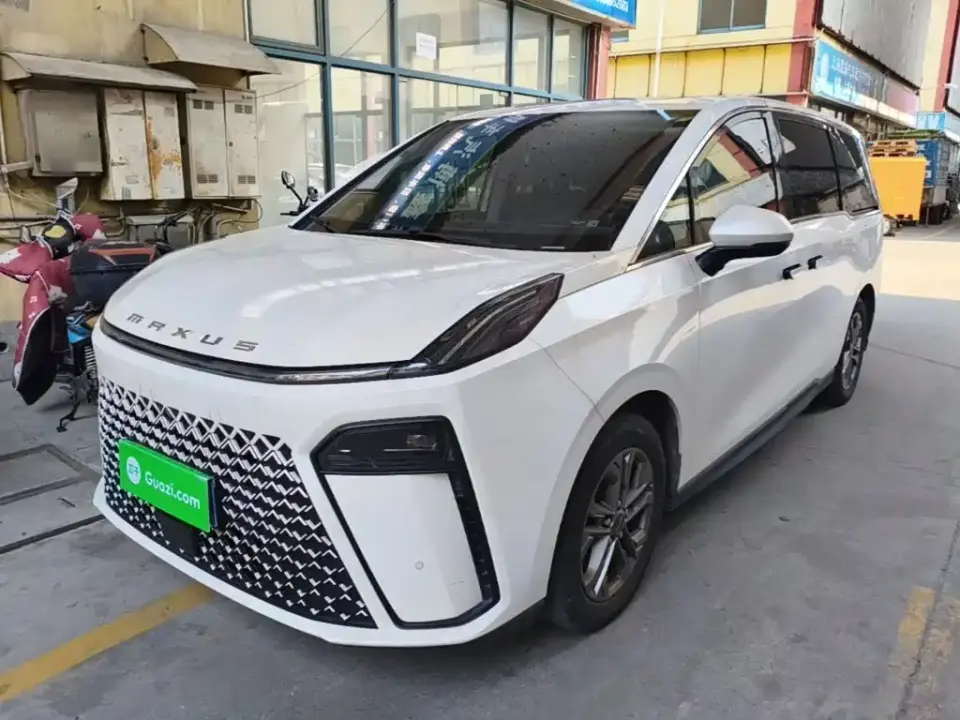 SAIC Maxus Maxus G70 Model 2.0T Automatic Luxury 7-Seater 2025