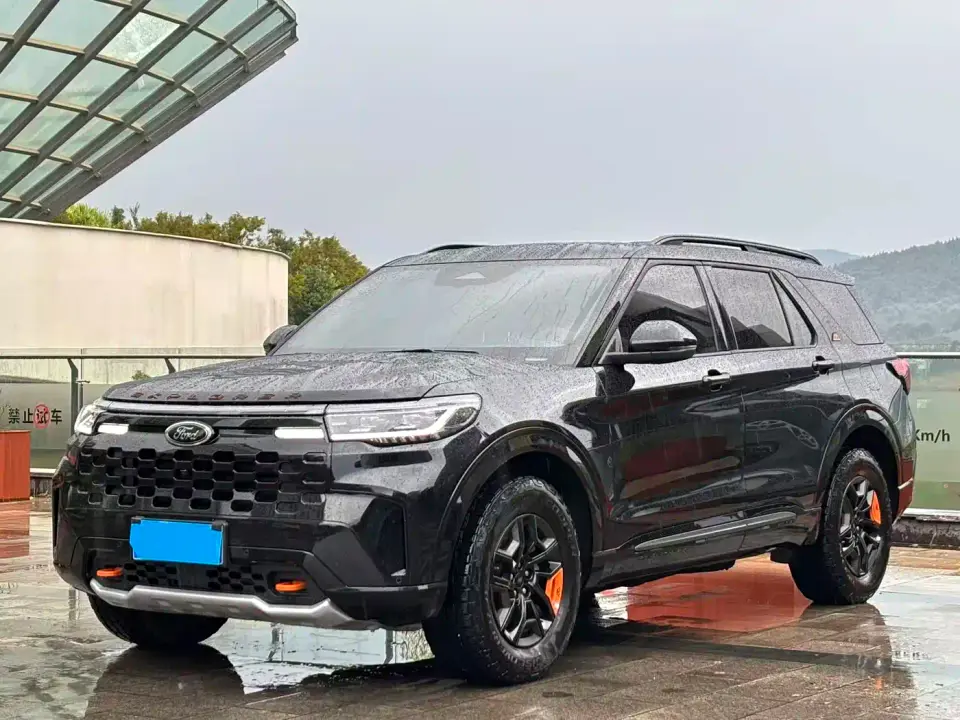 Ford Explorer 2.3T EcoBoost Kunlun Summit Edition 7-Seater 2025