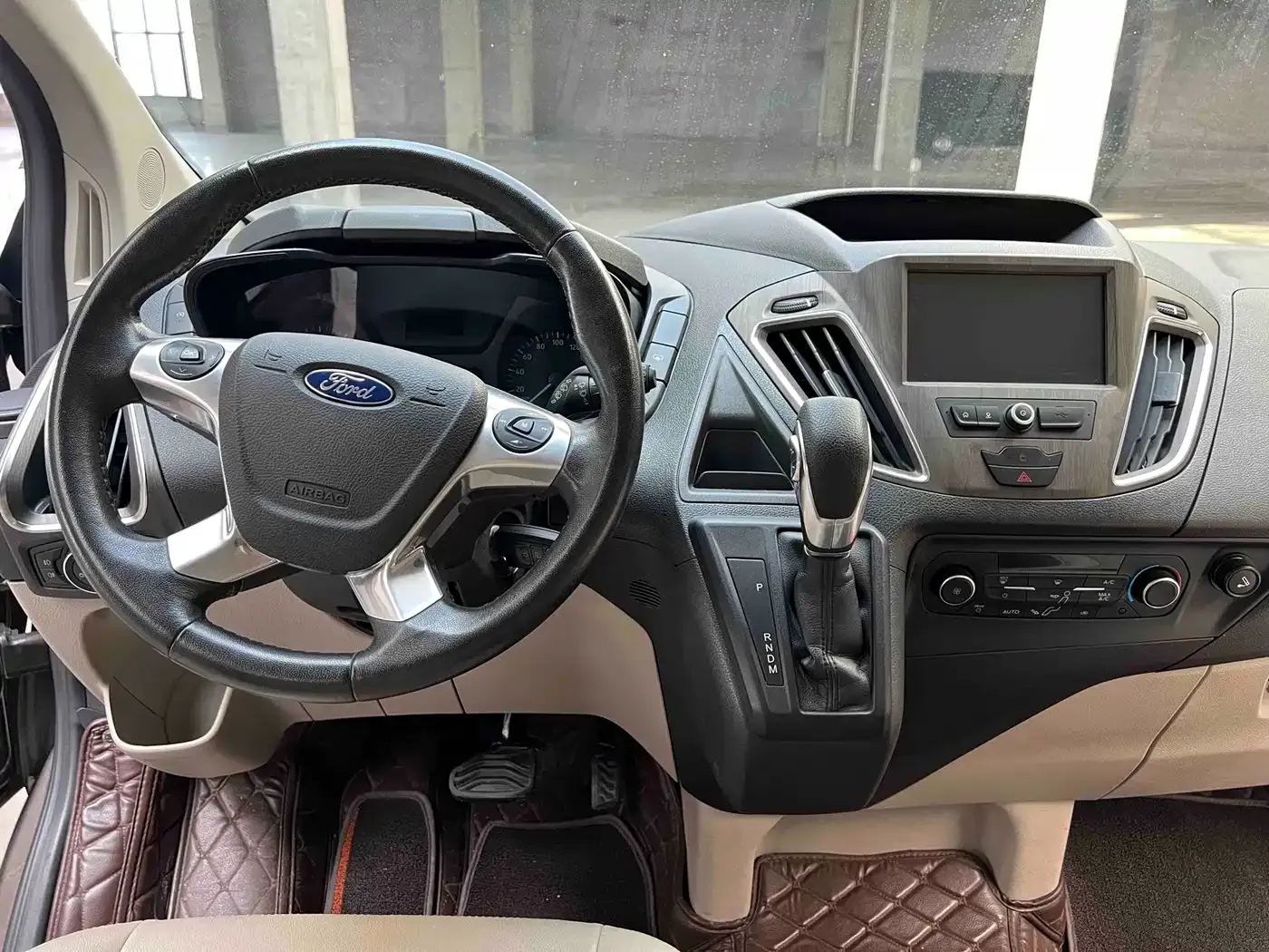 Ford Tourneo 2.0T Auto Jingrui Edition China VI 2021 — фото 13