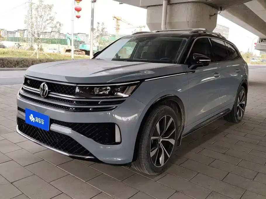 Volkswagen Talagon 380TSI 4WD R-Line Launch Edition 2023