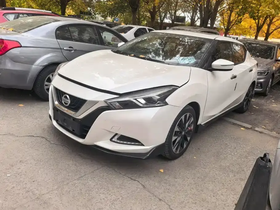 Nissan Bluebird 1.6L CVT Smart Connect Cool Edition 2020