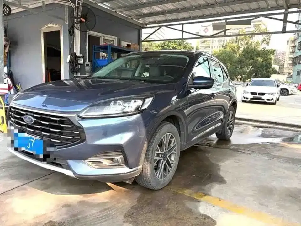 Ford Escape EcoBoost 245 2WD Leisure Edition 2022