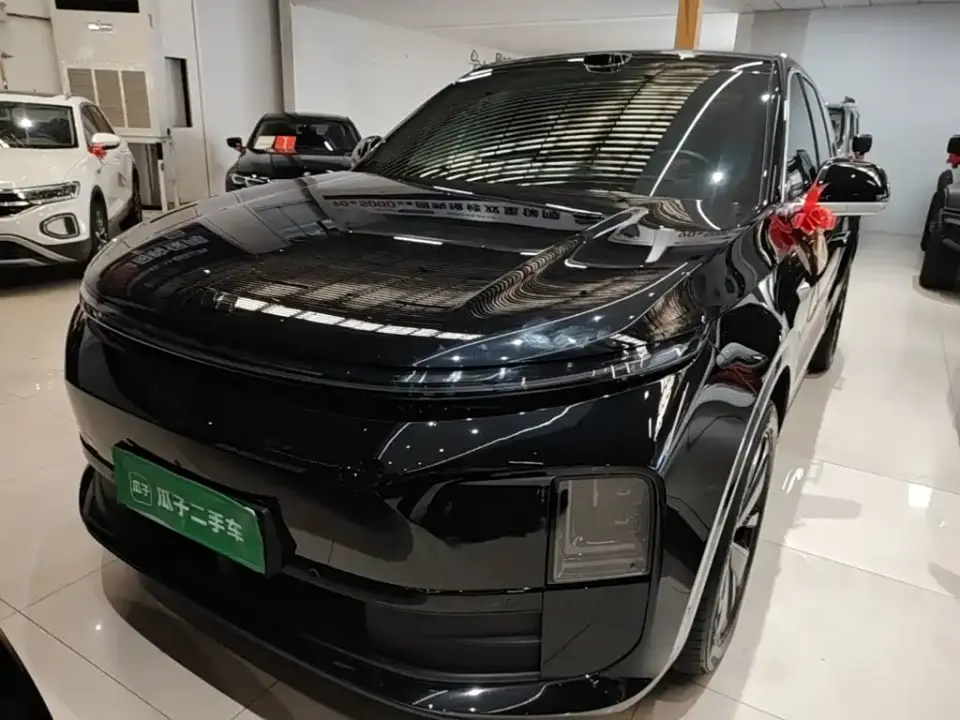 Li Auto L6 Pro Smart Renewal Edition 2025