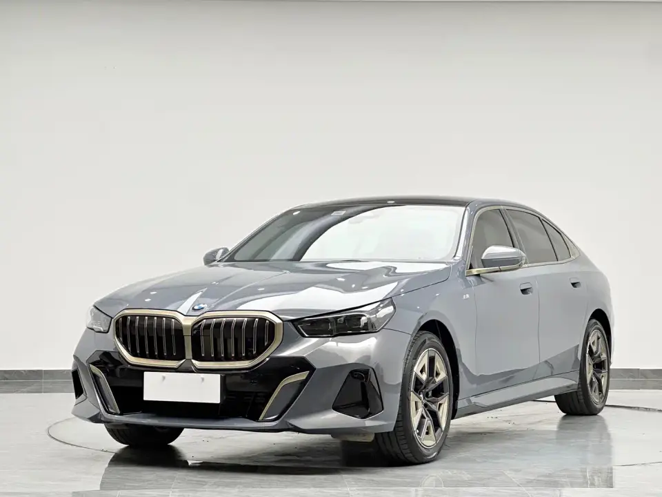 BMW 5 Series 530Li Leading M Sport Package 2024