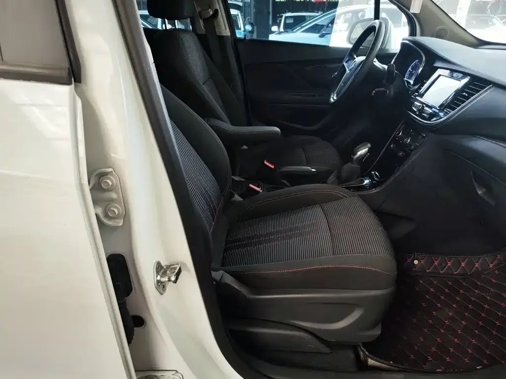 Buick Encore 18T Automatic 2WD Urban Leading 2019 — фото 24
