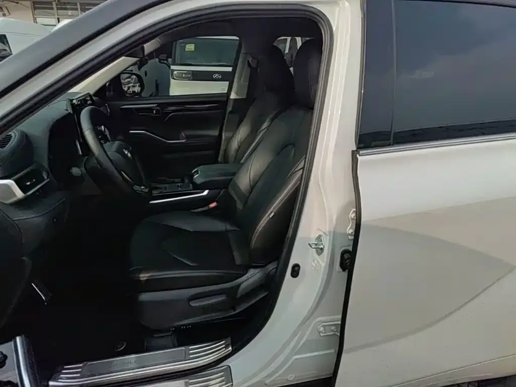 Toyota Highlander 2.5L Smart Hybrid Dual Engine FWD Elite 7-Seater 2023 — фото 14