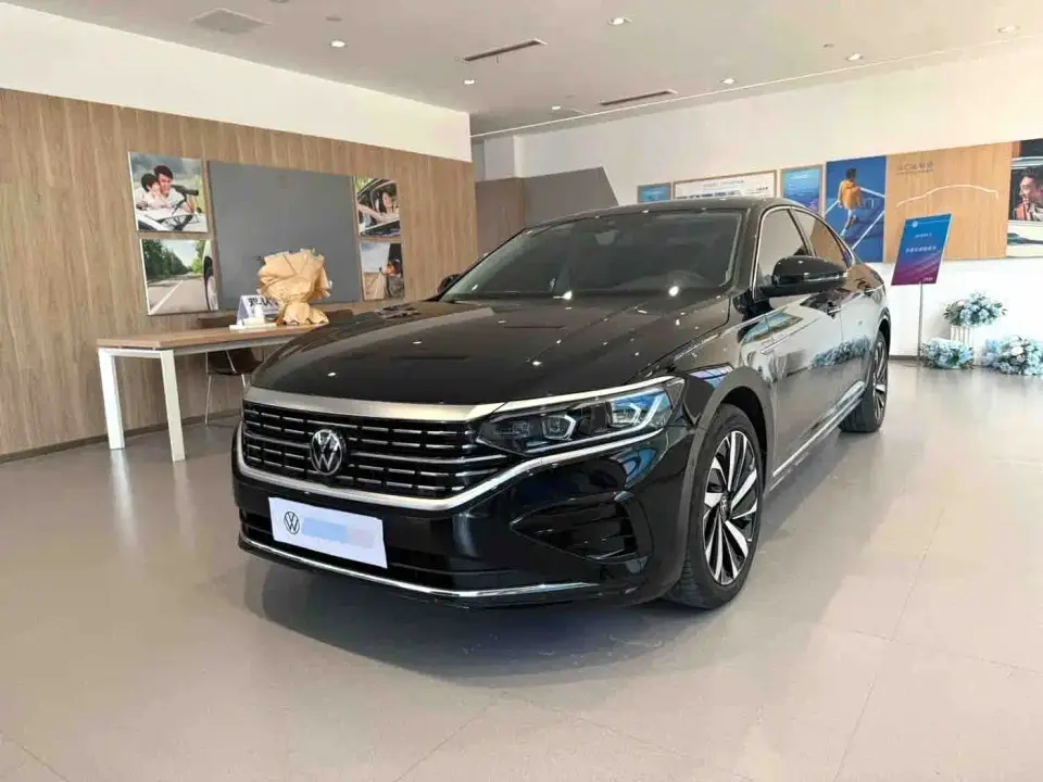 Volkswagen Passat 380TSI Dragon Glory Edition 2024