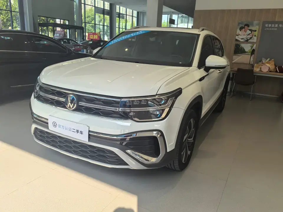 Volkswagen Tharu 300TSI 2WD Full Moon Edition 2025