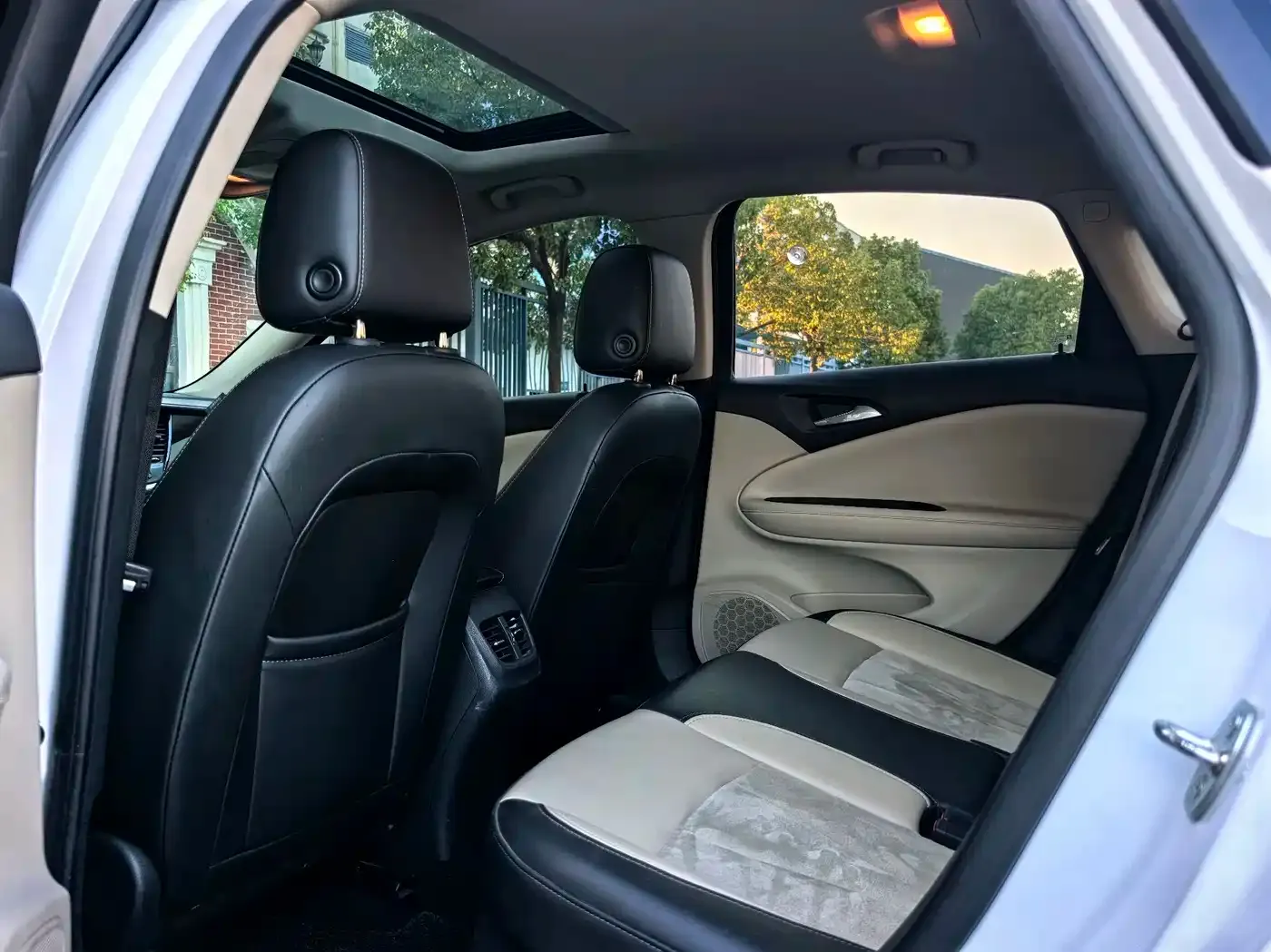 Buick Verano Sedan 15S Auto Leading 2019 — фото 10