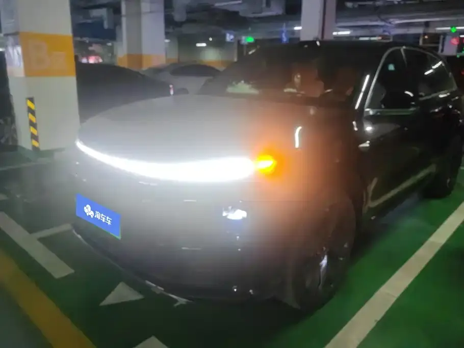 Li Auto L6 Max 2025