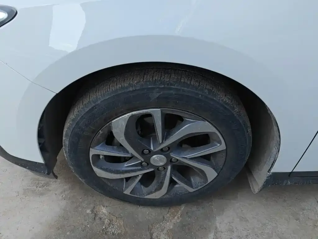 Buick Velite 6 Connected Smart PLUS 2020 — фото 22