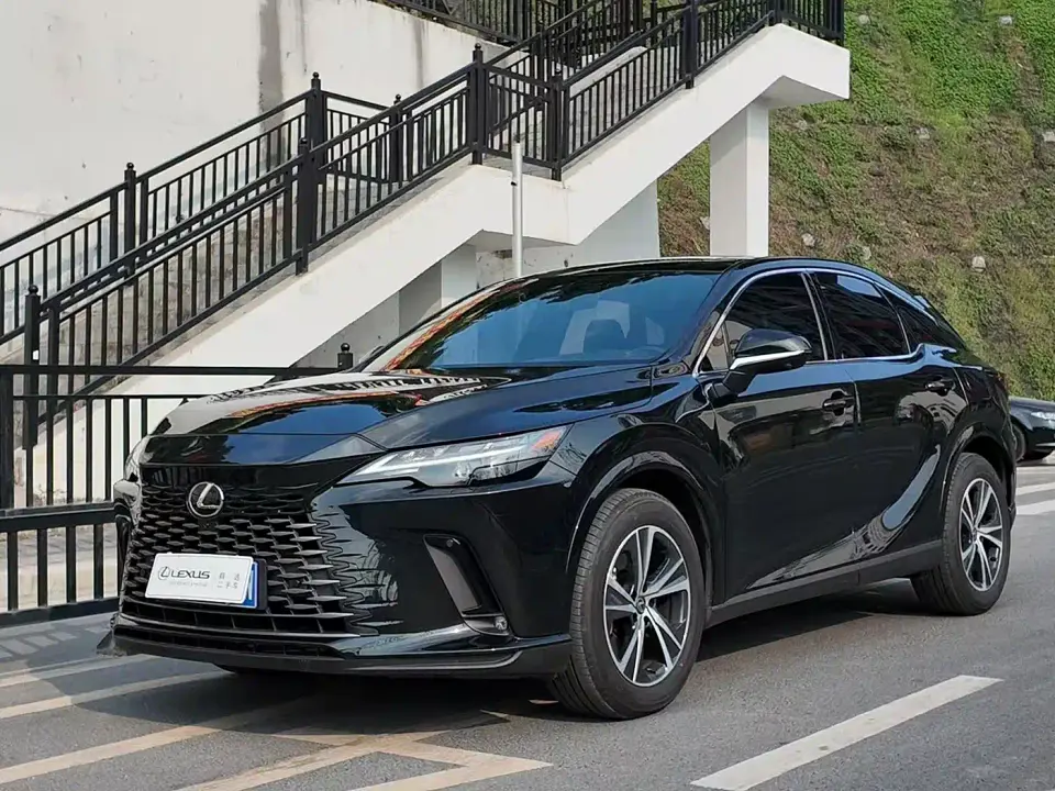 Lexus RX 300 AWD Premium Edition 2026
