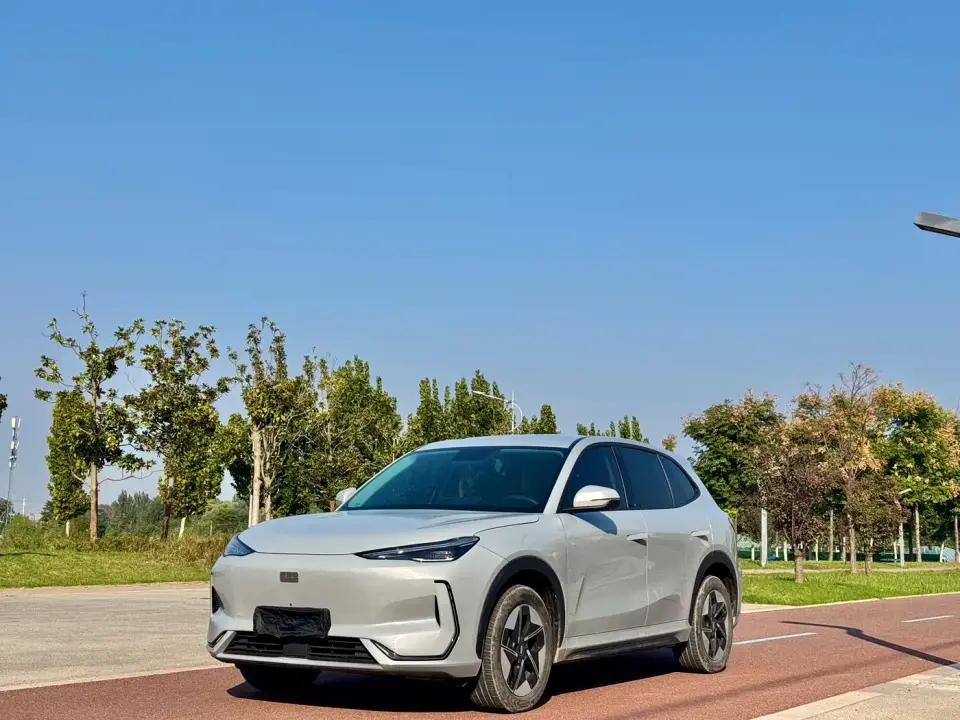 Geely Galaxy Galaxy E5 440km Start Edition 2025