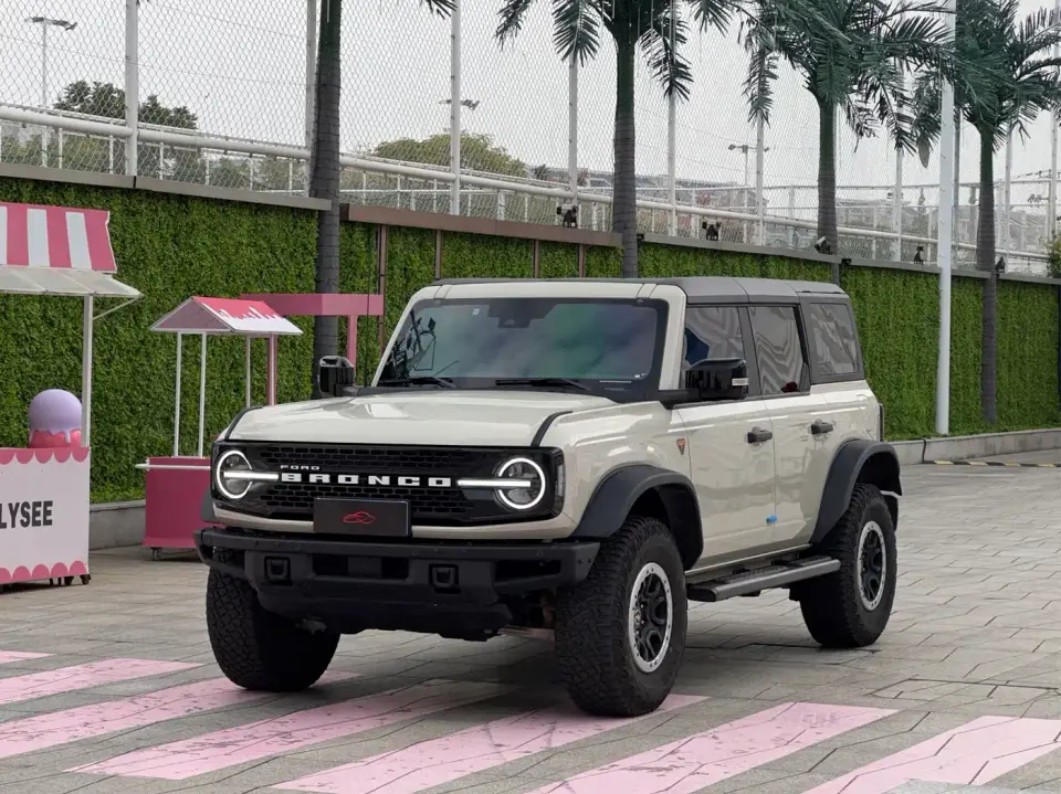 Ford Bronco 2.3T Badlands 2024