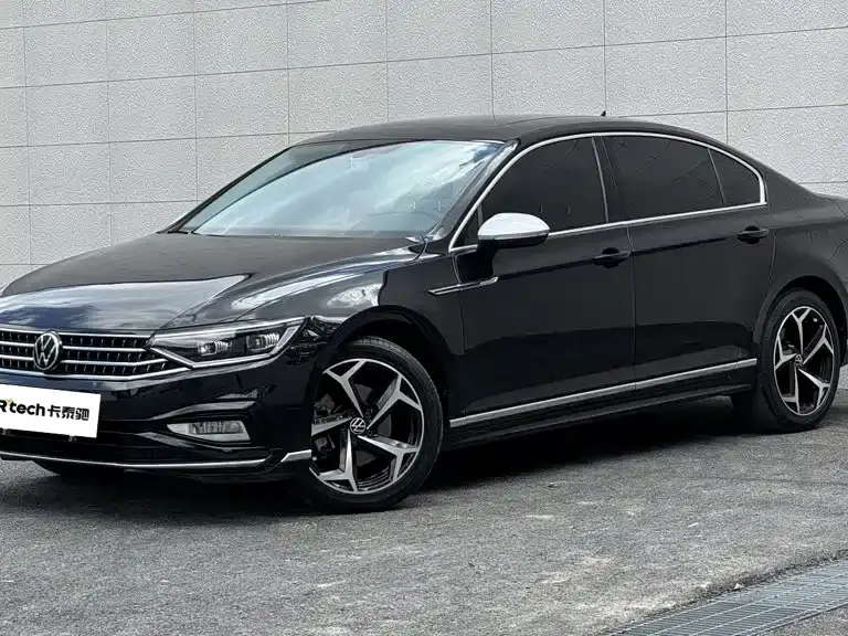 Volkswagen Magotan 2 Million Units Anniversary Edition 330TSI DSG Leading Type 2023