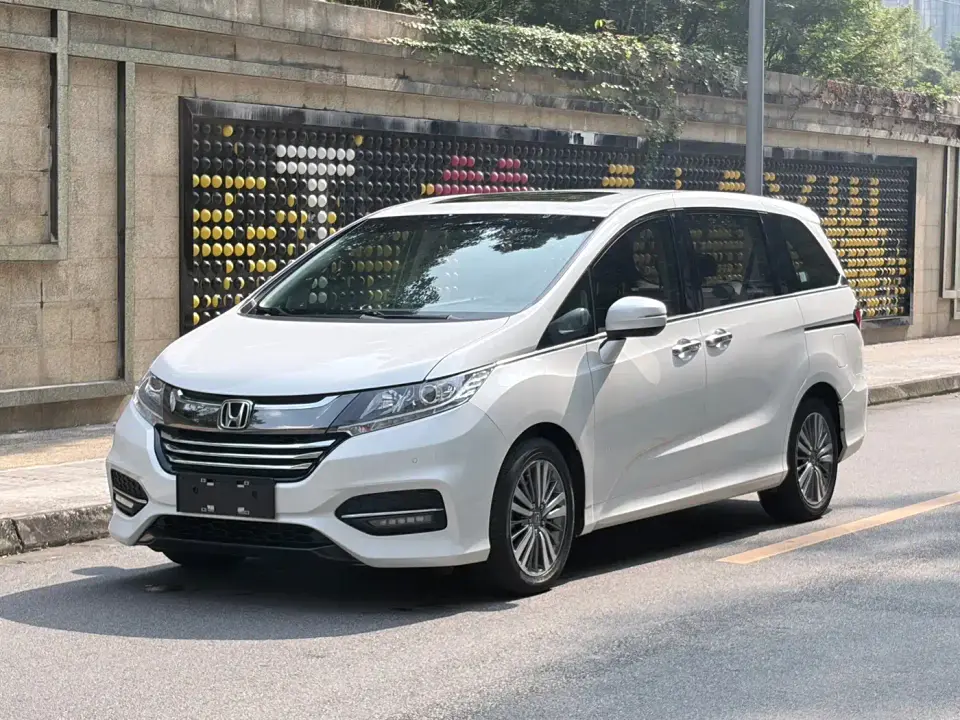 Honda Odyssey 2.4L Luxury Edition 2019