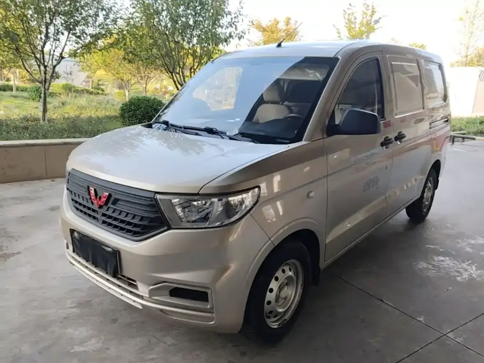 Wuling Motors Wuling Hongguang V 1.5L Vigor Edition Window Sealed Vehicle China VI LAR 2020