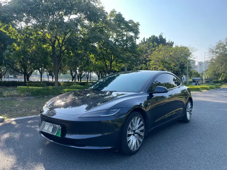 Tesla Model 3 Rear-Wheel Drive 2024