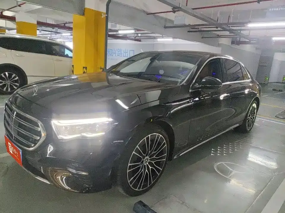 Mercedes-Benz E-Class E 300 L Premium 2025