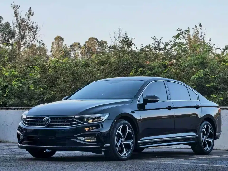 Volkswagen Magotan 2 Million Units Anniversary Edition 330TSI DSG Leading Type 2023