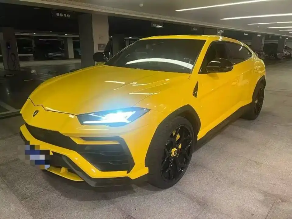 Lamborghini Urus 4.0T V8 2021
