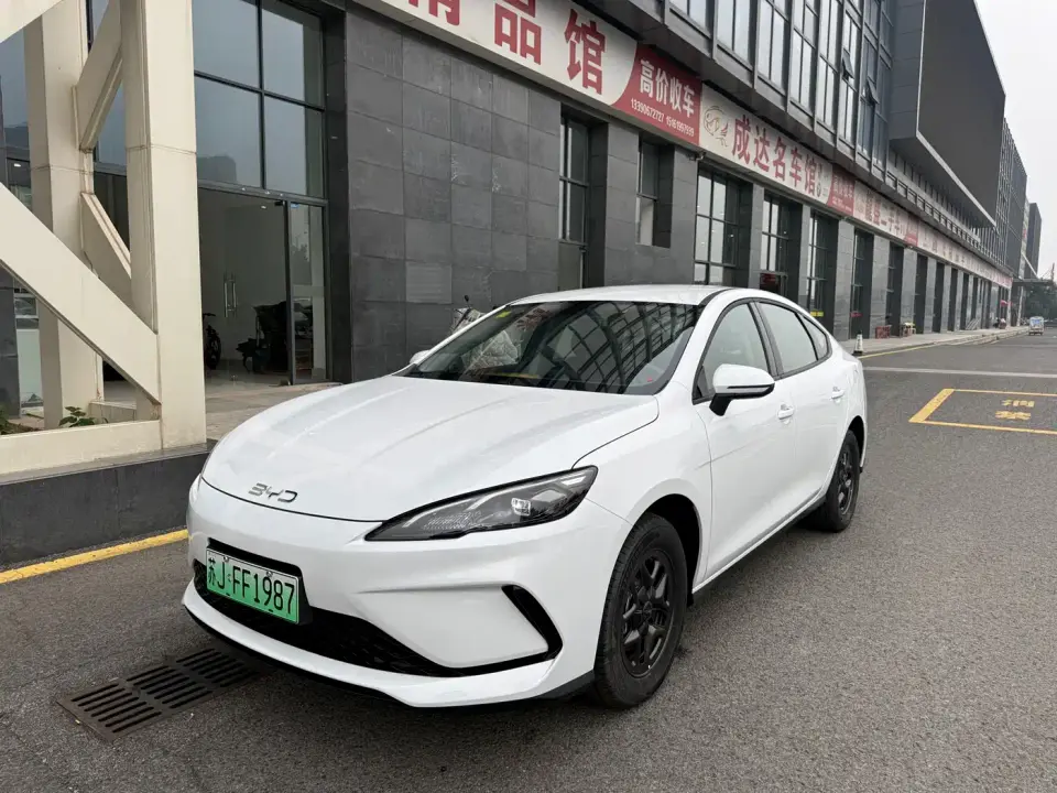 BYD Hai Bao 05 DM-i DM-i 128KM Luxury 2026