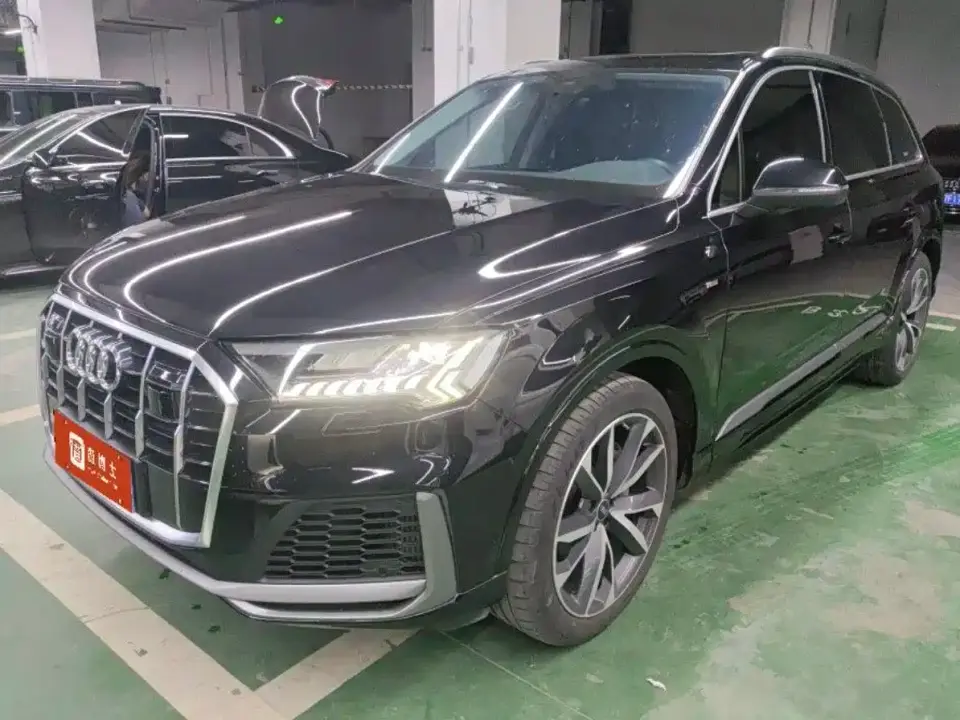 Audi Q7 55 TFSI quattro S line Sport 2021