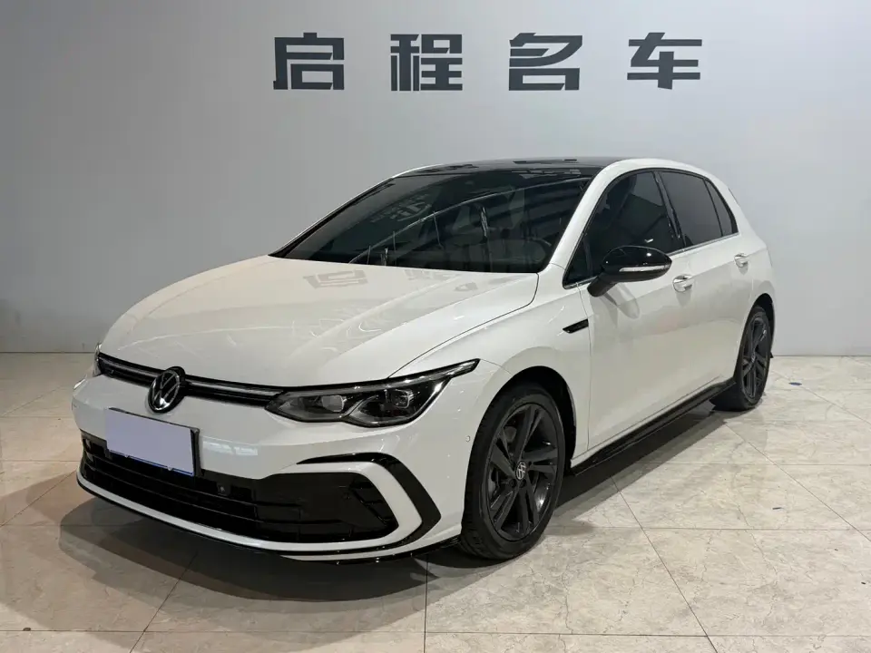 Volkswagen Golf Model 280TSI DSG R-Line 2023