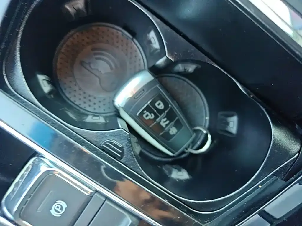 BAIC Beijing U7 Model 1.5T CVT Elite China VI 2020 — фото 8