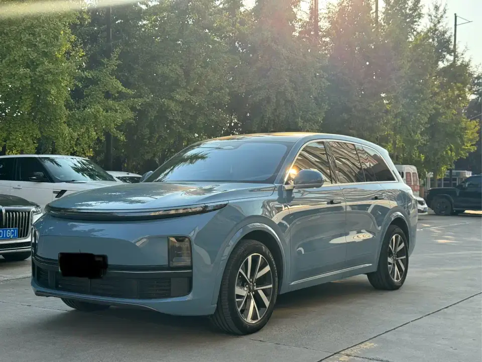 Li Auto Li L8 Pro 2023