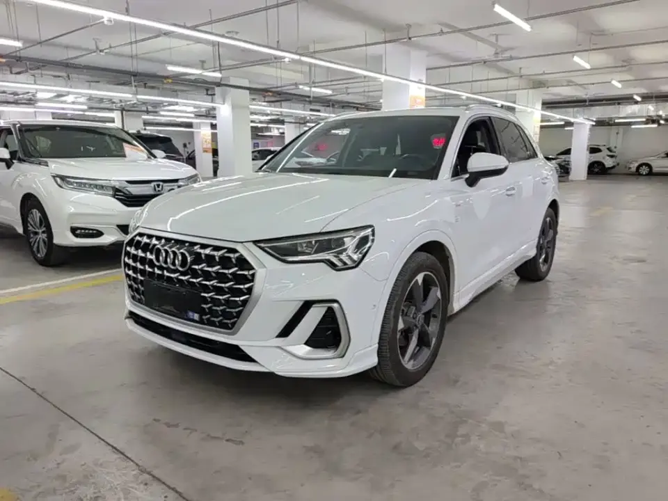 Audi Q3 35 TFSI Fashion Sport 2024