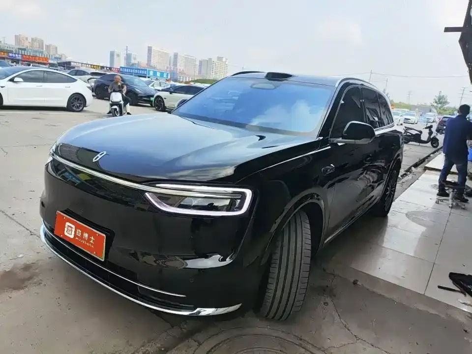 AITO Wenjie AITO M7 Extended Range Max AWD 5-seater 2025