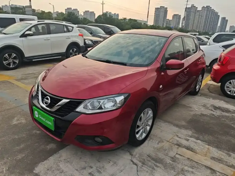 Nissan Tiida 1.6L CVT Cool Edition 2020