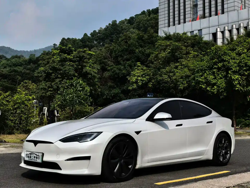 Tesla Model S Dual Motor All-Wheel Drive Edition 2023