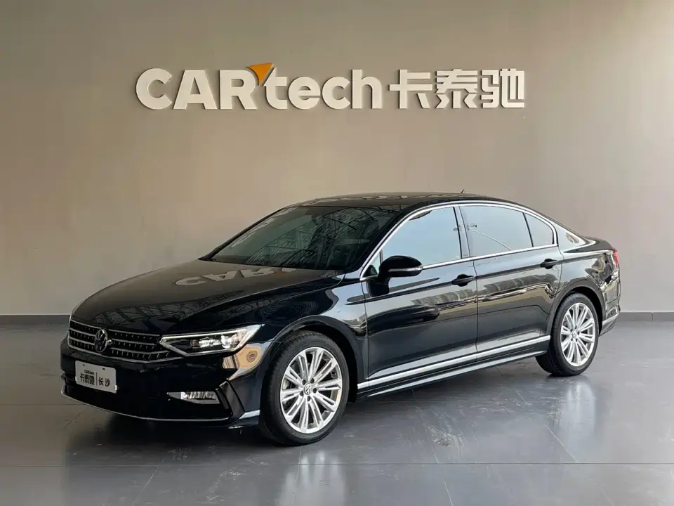 Volkswagen Magotan 2 Million Units Anniversary Edition 330TSI DSG Leading Type 2024