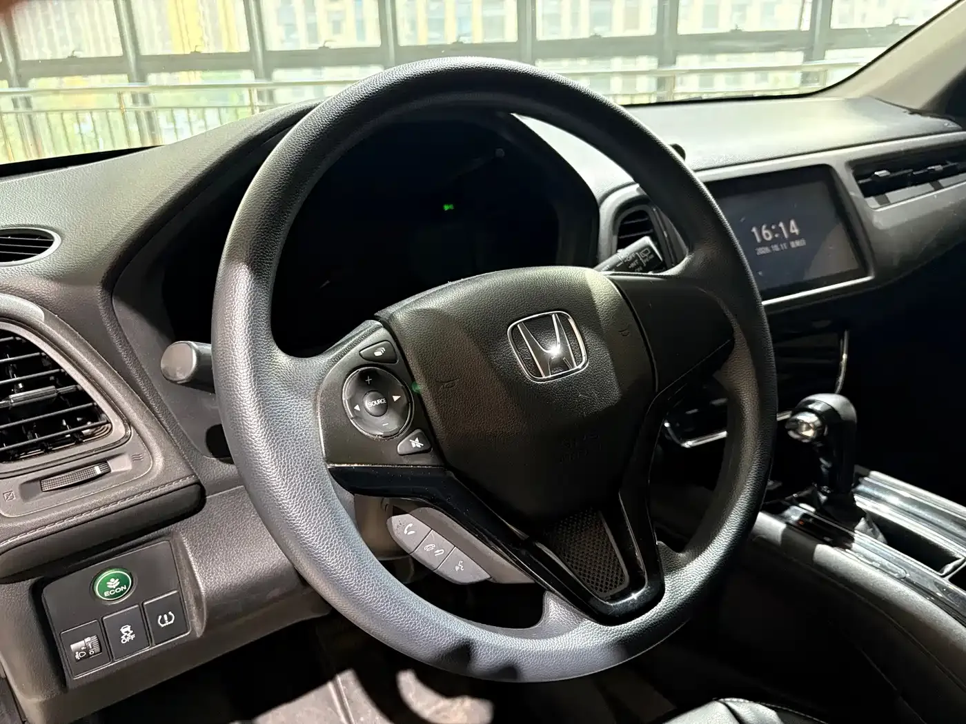 Honda Vezel 220 TURBO CVT Elite 2021 — фото 11