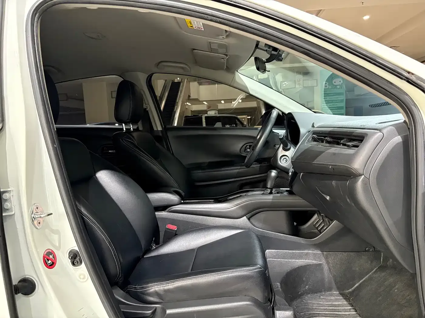 Honda Vezel 220 TURBO CVT Elite 2021 — фото 20