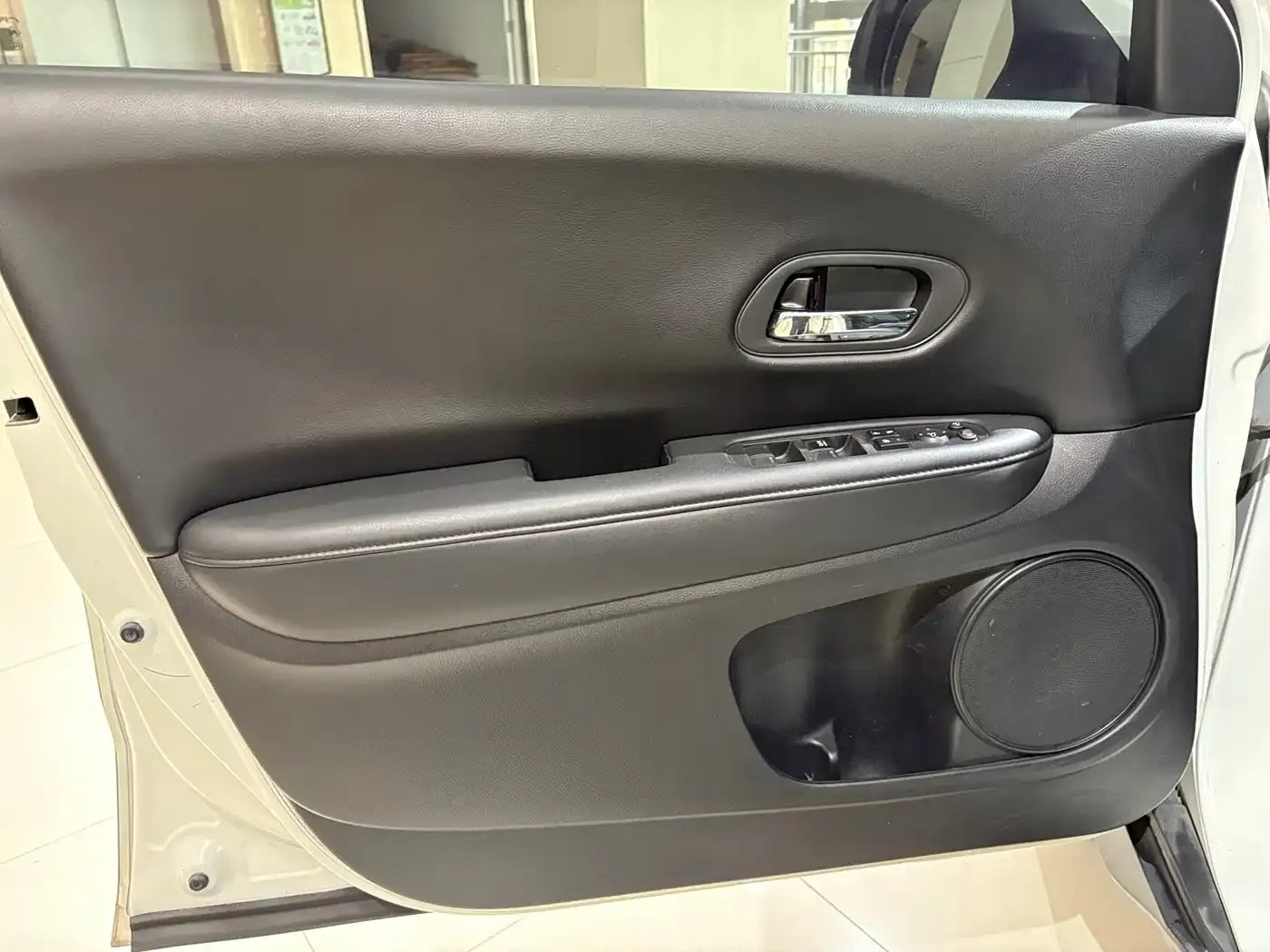 Honda Vezel 220 TURBO CVT Elite 2021 — фото 10