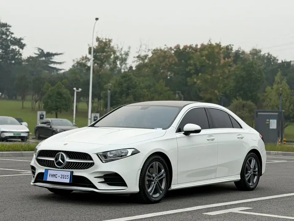 Mercedes-Benz A-Class A 180 L Sport Sedan 2022