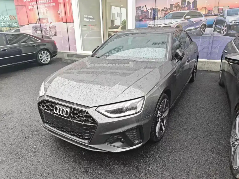 Audi A4L 40 TFSI Luxury Dynamic 2024