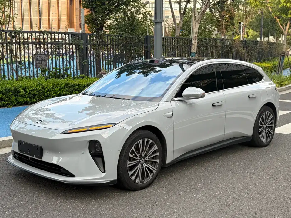 NIO ET5T Model 75kWh Touring 2023