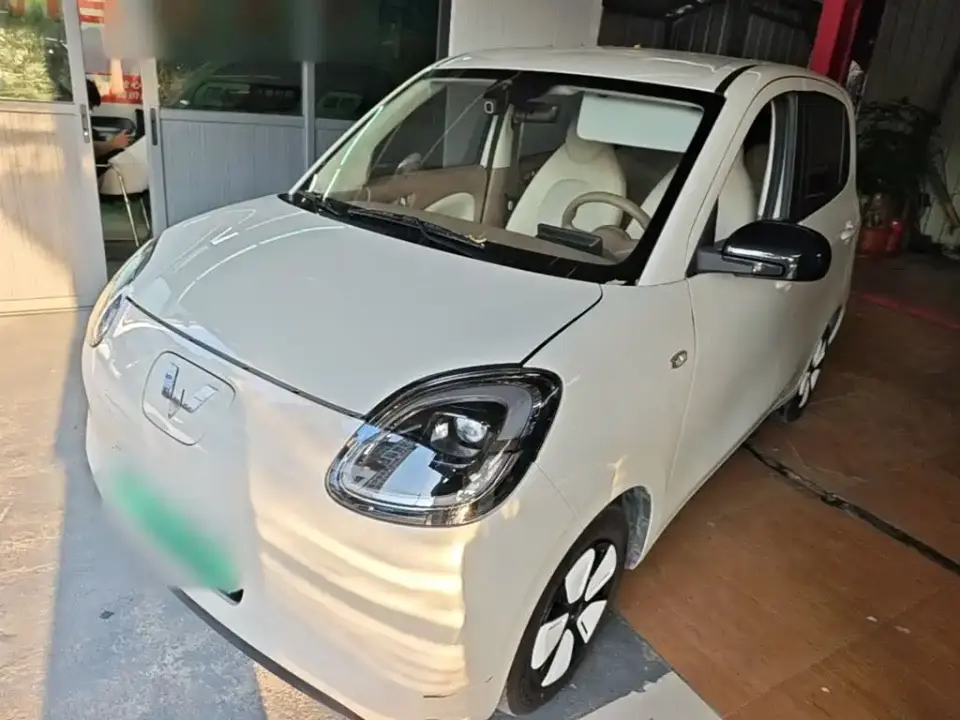 Wuling Motors Hongguang MINIEV 4-Door Advanced 2025